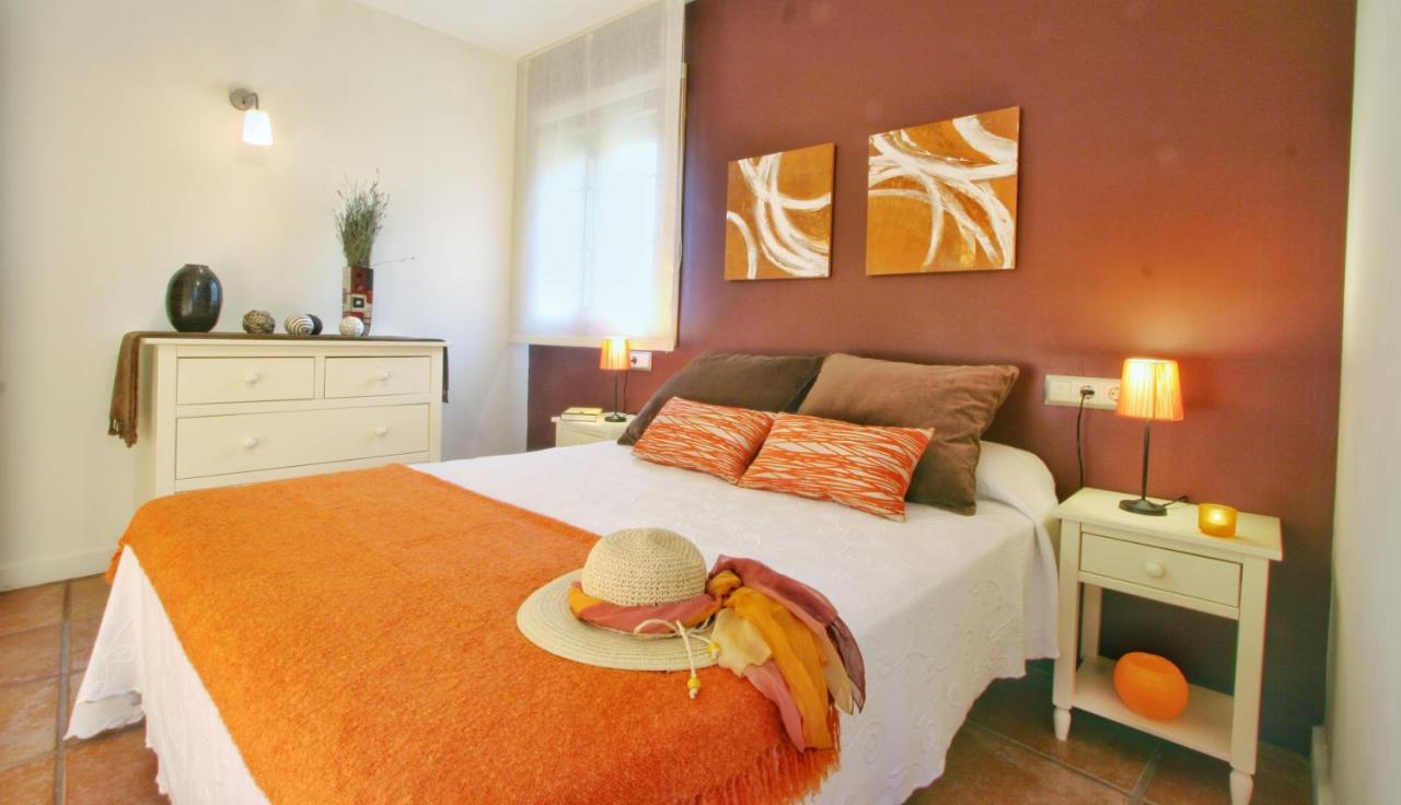 Apartamentos Uncastillo ภายนอก รูปภาพ