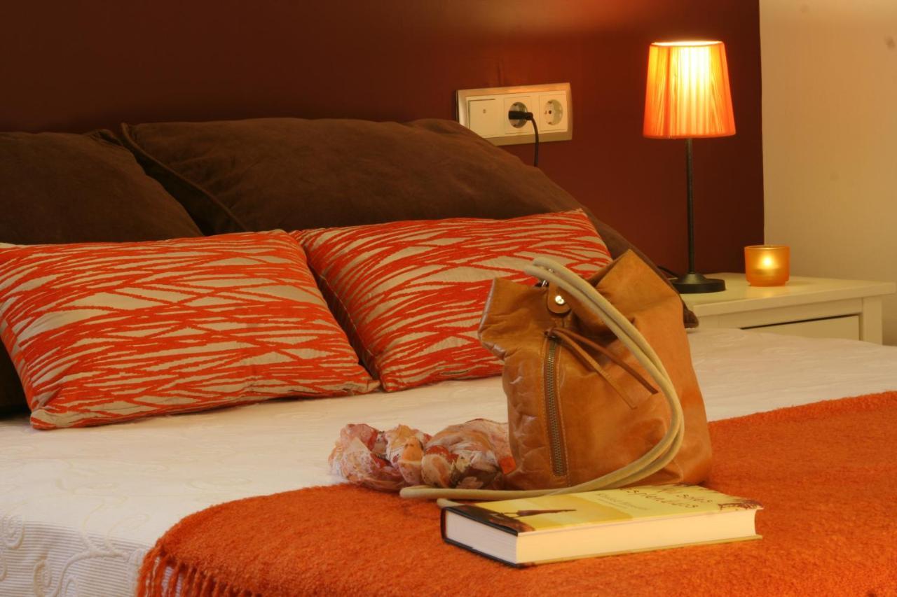 Apartamentos Uncastillo ภายนอก รูปภาพ