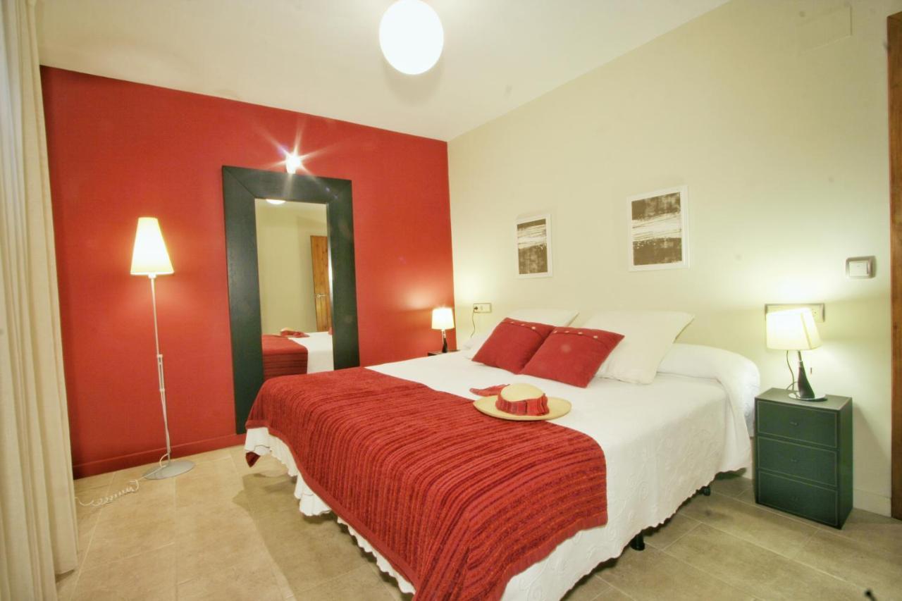 Apartamentos Uncastillo ภายนอก รูปภาพ